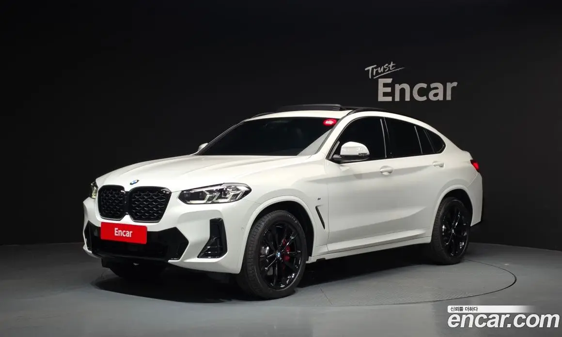 BMW X4 2025 2.0 автомат (гидро), фото 1