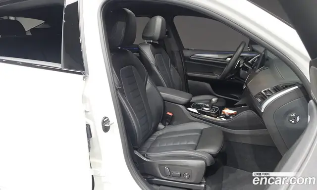 BMW X4 2025 2.0 автомат (гидро), миниатюра 11