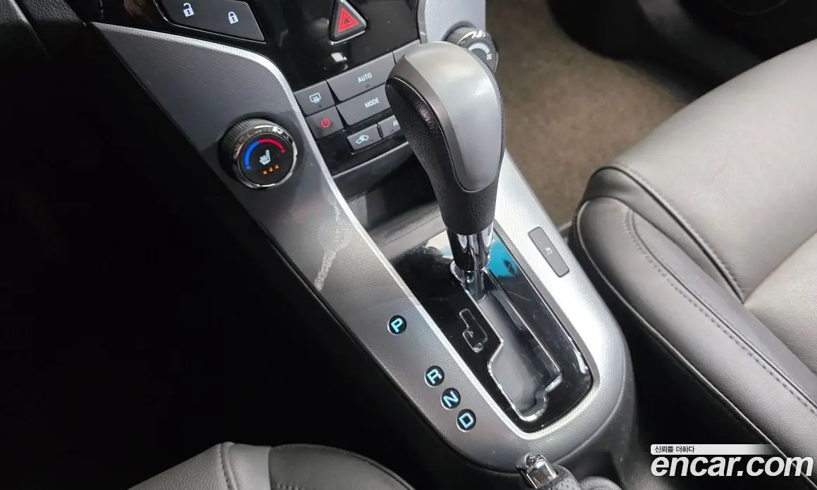 Chevrolet Lacetti 2009 2.0 автомат (гидро), фото 9