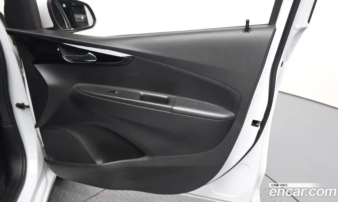 Chevrolet Spark 2016 1.0 автомат (гидро), фото 14