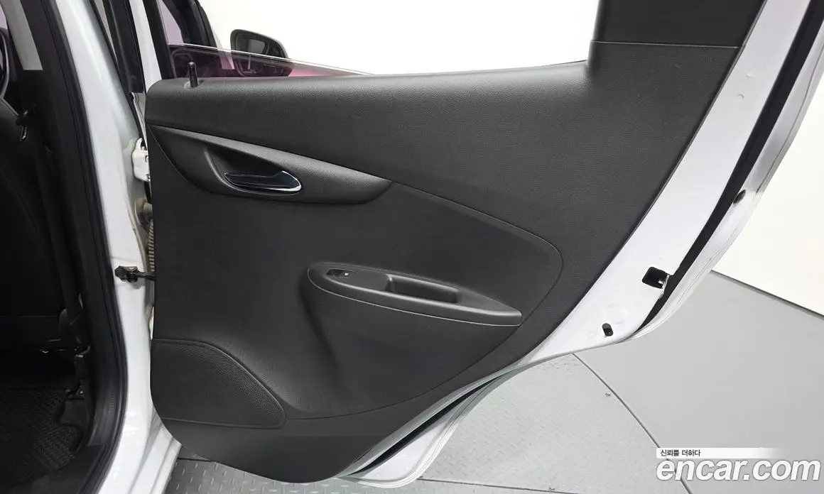 Chevrolet Spark 2016 1.0 автомат (гидро), фото 15