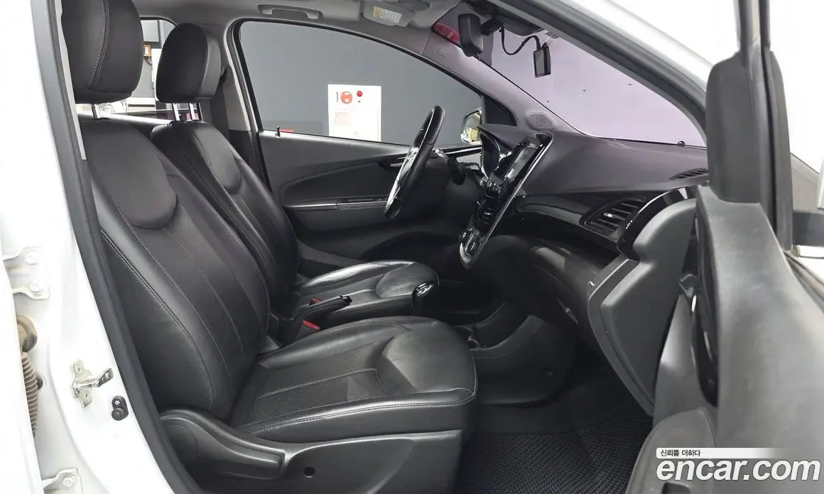 Chevrolet Spark 2016 1.0 автомат (гидро), фото 17
