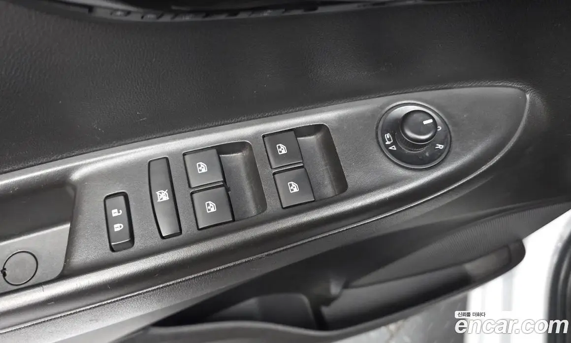 Chevrolet Spark 2016 1.0 автомат (гидро), фото 29