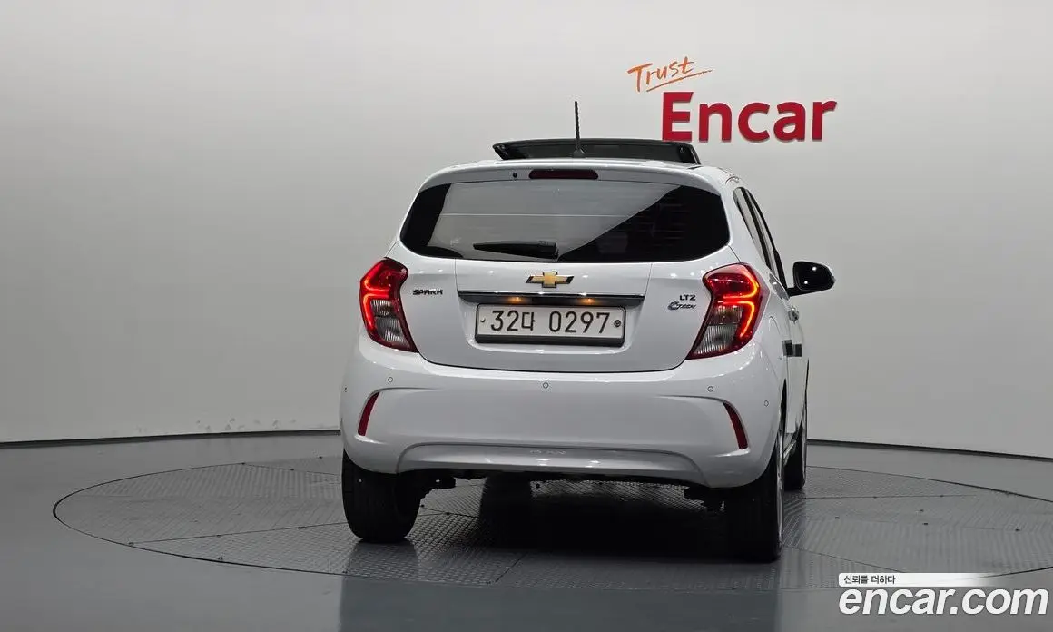 Chevrolet Spark 2016 1.0 автомат (гидро), фото 4