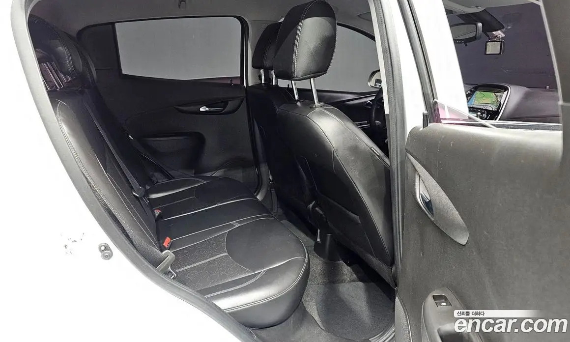Chevrolet Spark 2018 1.0 автомат (гидро), фото 18 Chevrolet Spark 2018 1.0 автомат (гидро), фото 18