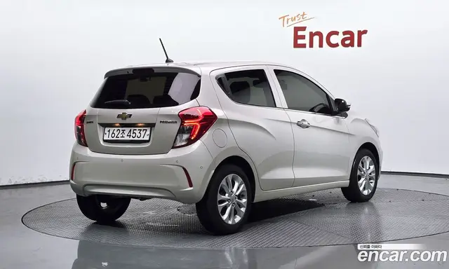 Chevrolet Spark 2019 1.0 автомат (гидро), миниатюра 2