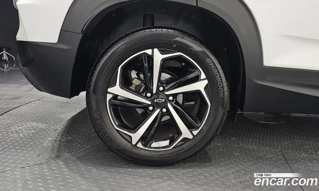 Chevrolet TrailBlazer 2023 1.3 автомат (гидро), миниатюра 5