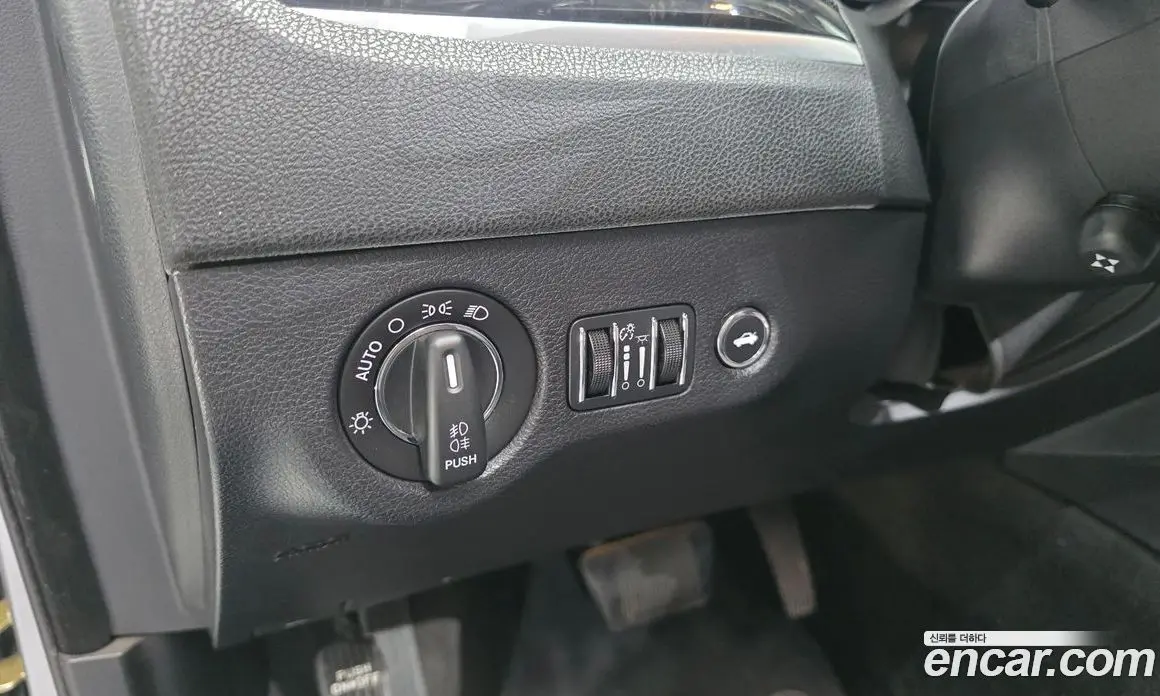 Chrysler 300C 2015 3.6 автомат (гидро), фото 13 Chrysler 300C 2015 3.6 автомат (гидро), фото 13