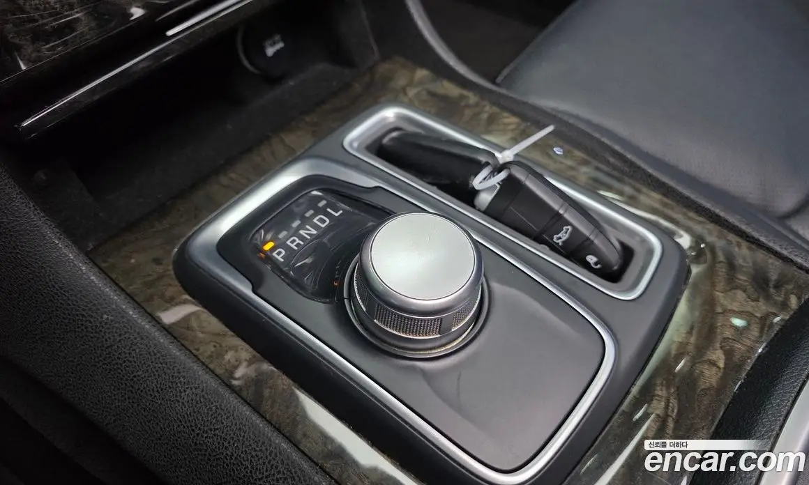 Chrysler 300C 2015 3.6 автомат (гидро), фото 9 Chrysler 300C 2015 3.6 автомат (гидро), фото 9