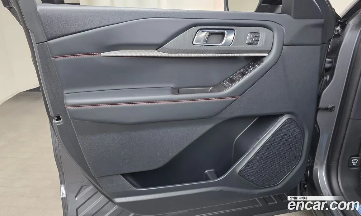 Ford Explorer 2025 2.3 автомат (гидро), фото 13 Ford Explorer 2025 2.3 автомат (гидро), фото 13