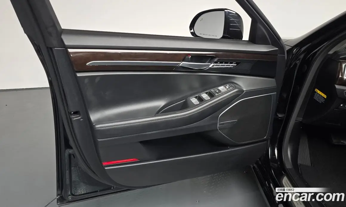 Genesis EQ900 2016 3.8 автомат (гидро), фото 14 Genesis EQ900 2016 3.8 автомат (гидро), фото 14