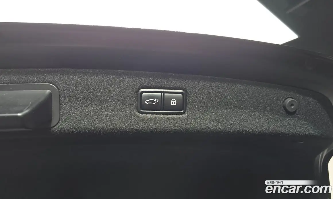 Genesis EQ900 2016 3.8 автомат (гидро), фото 26 Genesis EQ900 2016 3.8 автомат (гидро), фото 26