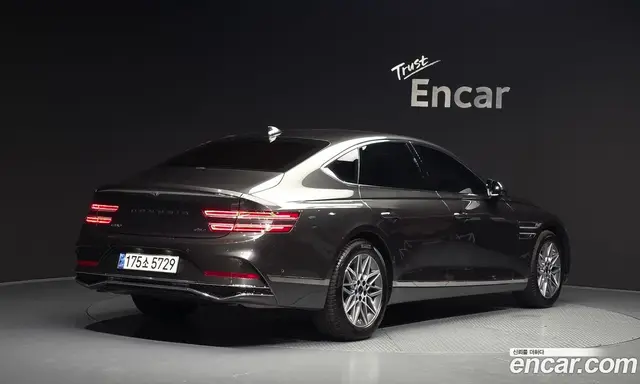 Genesis G80 2024 2.5 автомат (гидро), миниатюра 2 Genesis G80 2024 2.5 автомат (гидро), миниатюра 2