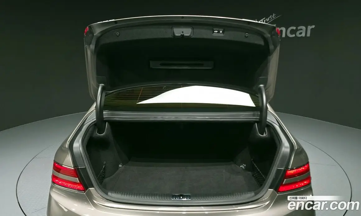 Genesis G90 2019 3.8 автомат (гидро), фото 20 Genesis G90 2019 3.8 автомат (гидро), фото 20