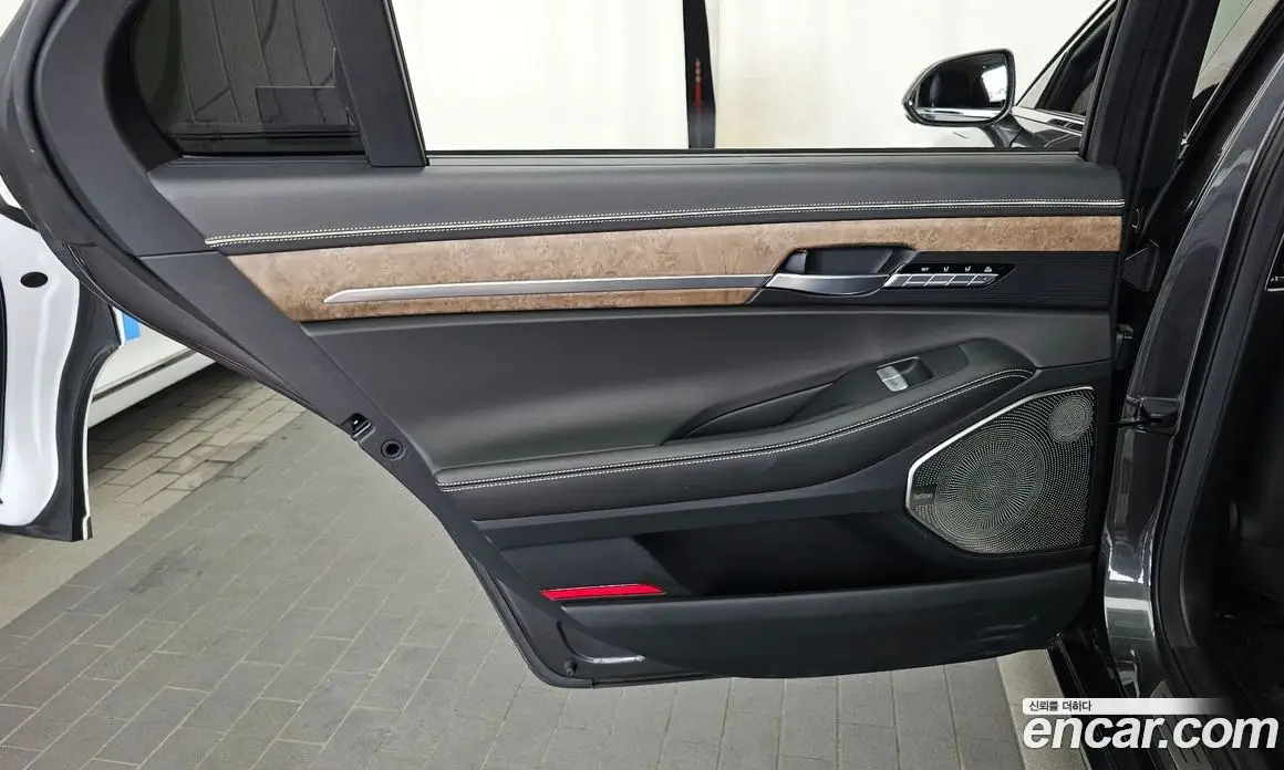 Genesis G90 2020 3.8 автомат (гидро), фото 15 Genesis G90 2020 3.8 автомат (гидро), фото 15