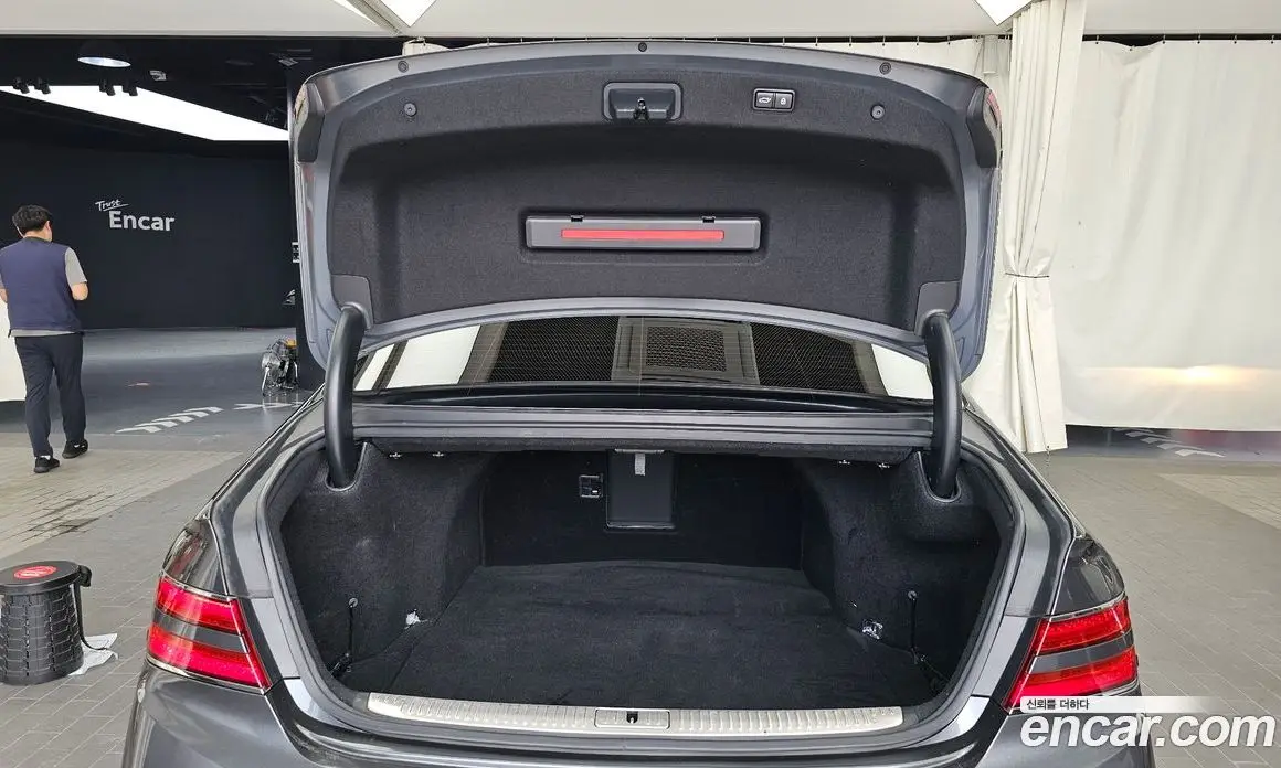 Genesis G90 2020 3.8 автомат (гидро), фото 26 Genesis G90 2020 3.8 автомат (гидро), фото 26