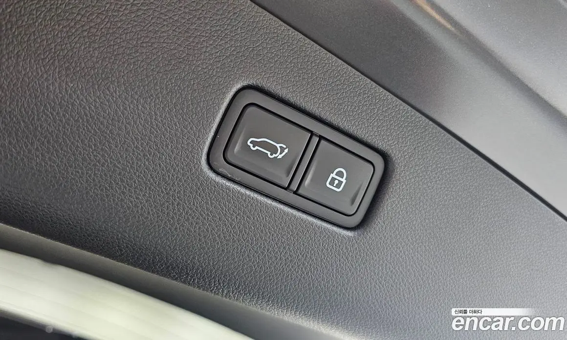 Genesis GV70 2021 2.5 автомат (гидро), фото 22 Genesis GV70 2021 2.5 автомат (гидро), фото 22