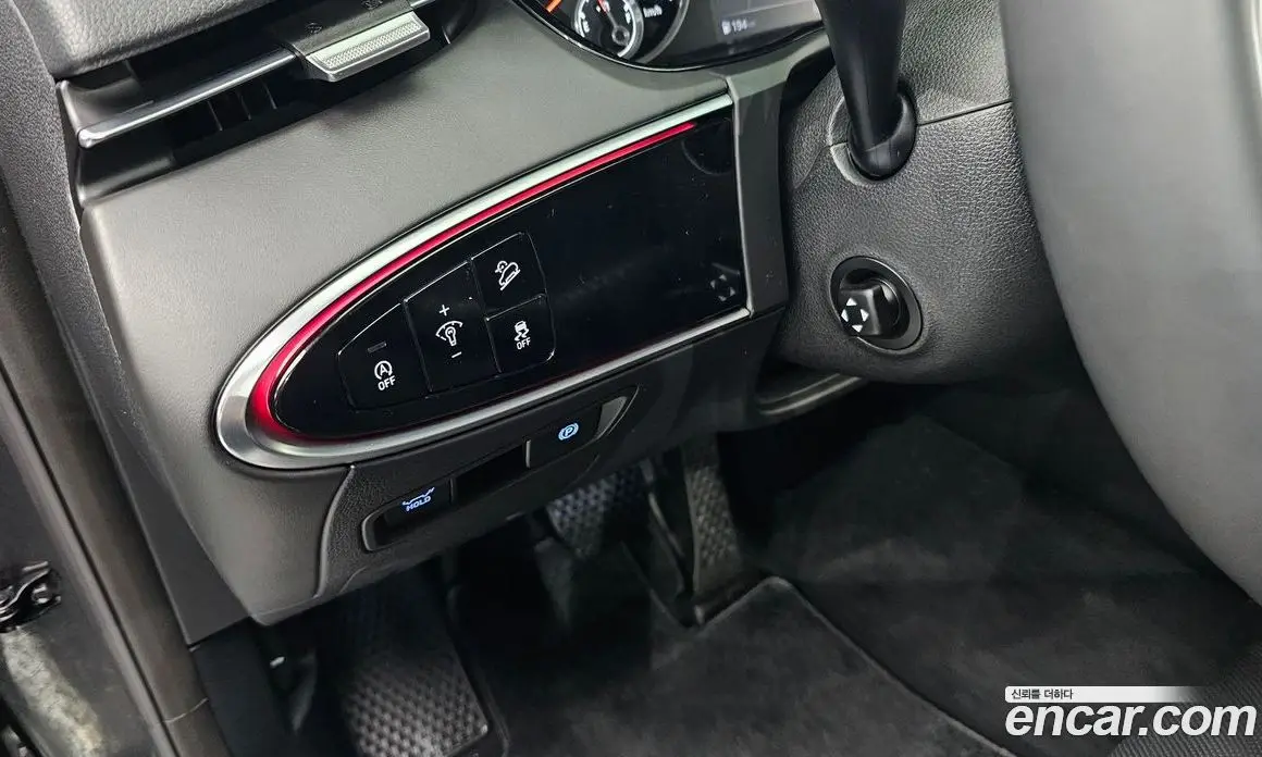 Genesis GV70 2021 2.5 автомат (гидро), фото 25 Genesis GV70 2021 2.5 автомат (гидро), фото 25