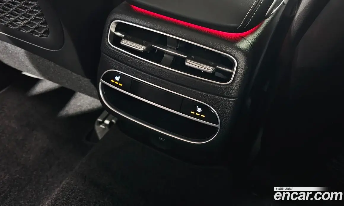 Genesis GV70 2021 2.5 автомат (гидро), фото 28 Genesis GV70 2021 2.5 автомат (гидро), фото 28