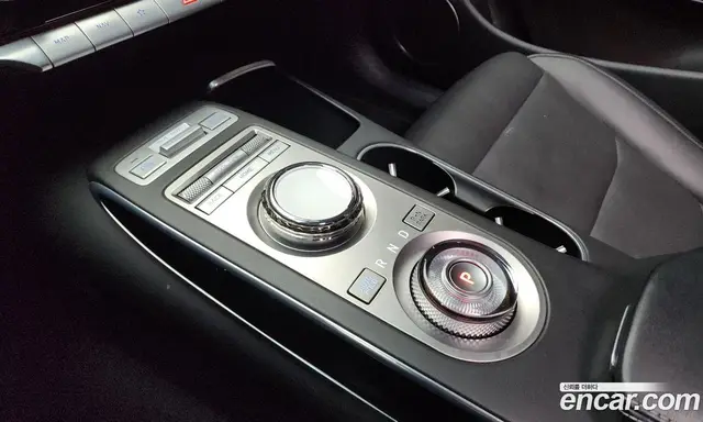 Genesis GV70 2022 2.5 автомат (гидро), миниатюра 9 Genesis GV70 2022 2.5 автомат (гидро), миниатюра 9