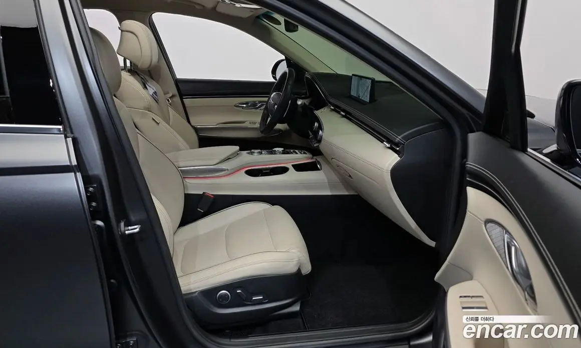 Genesis GV70 2022 2.5 автомат (гидро), фото 17 Genesis GV70 2022 2.5 автомат (гидро), фото 17