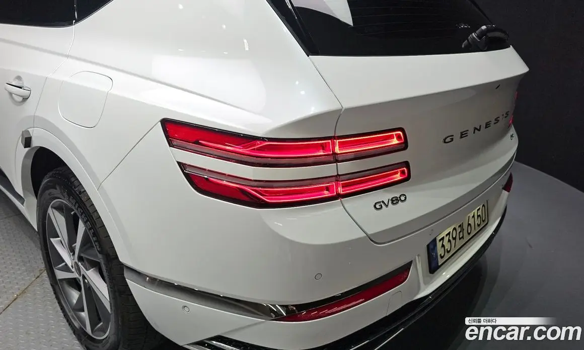 Genesis GV80 2024 2.5 автомат (гидро), фото 9 Genesis GV80 2024 2.5 автомат (гидро), фото 9