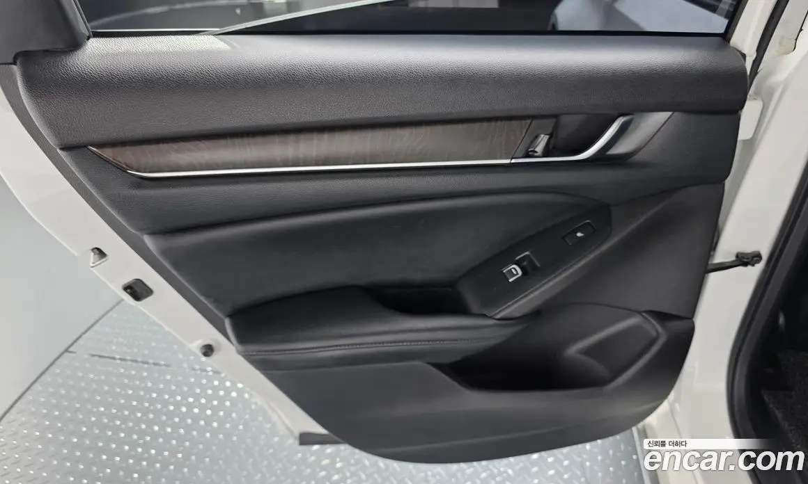 Honda Accord 2018 1.5 автомат (гидро), фото 14 Honda Accord 2018 1.5 автомат (гидро), фото 14