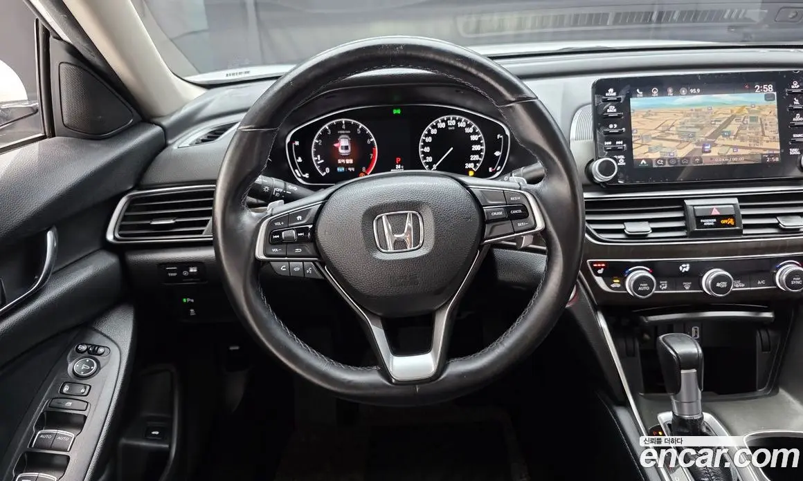 Honda Accord 2018 1.5 автомат (гидро), фото 18 Honda Accord 2018 1.5 автомат (гидро), фото 18