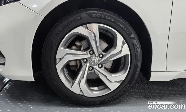 Honda Accord 2018 1.5 автомат (гидро), миниатюра 4 Honda Accord 2018 1.5 автомат (гидро), миниатюра 4