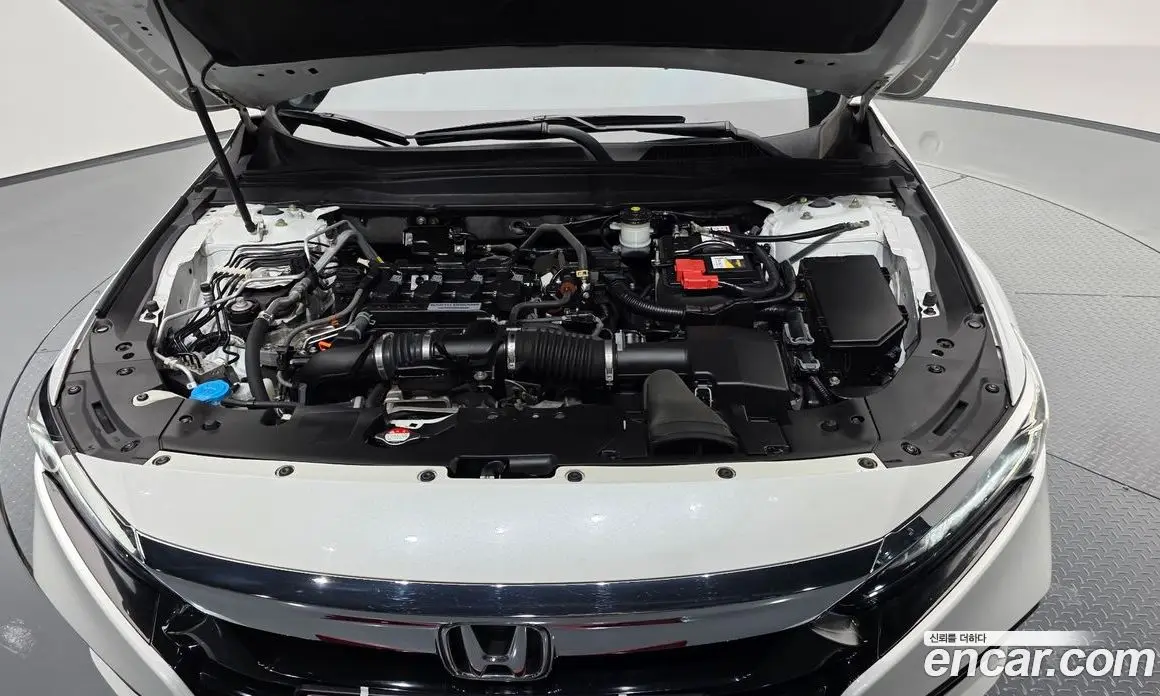 Honda Accord 2018 1.5 автомат (гидро), фото 5 Honda Accord 2018 1.5 автомат (гидро), фото 5