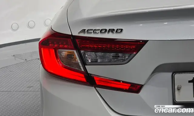 Honda Accord 2018 1.5 автомат (гидро), миниатюра 8 Honda Accord 2018 1.5 автомат (гидро), миниатюра 8