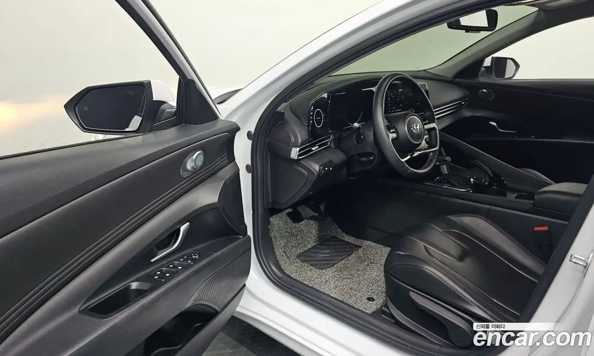 Hyundai Avante 2022 1.6 автомат (гидро), фото 12 Hyundai Avante 2022 1.6 автомат (гидро), фото 12