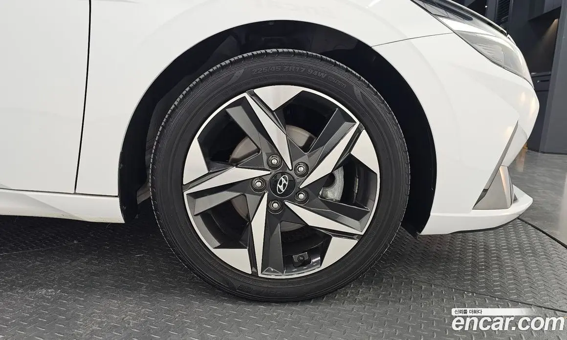 Hyundai Avante 2022 1.6 автомат (гидро), фото 6 Hyundai Avante 2022 1.6 автомат (гидро), фото 6