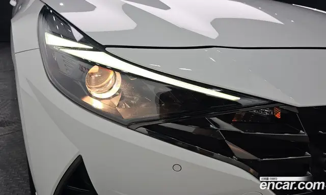 Hyundai Avante 2022 1.6 автомат (гидро), миниатюра 7 Hyundai Avante 2022 1.6 автомат (гидро), миниатюра 7
