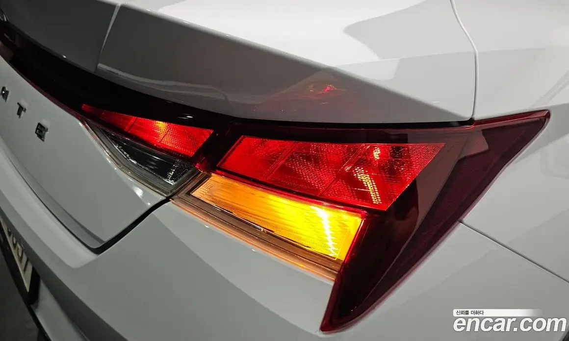 Hyundai Avante 2022 1.6 автомат (гидро), фото 8 Hyundai Avante 2022 1.6 автомат (гидро), фото 8