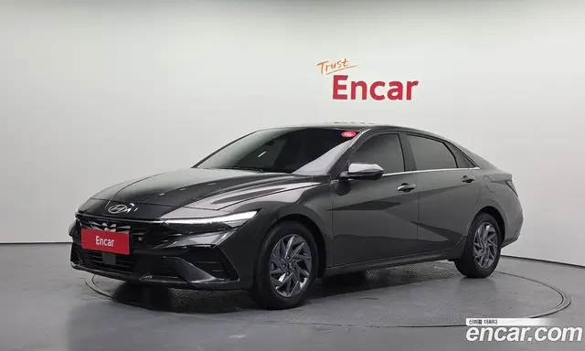 Hyundai Avante 2023 1.6 автомат (гидро), миниатюра 1