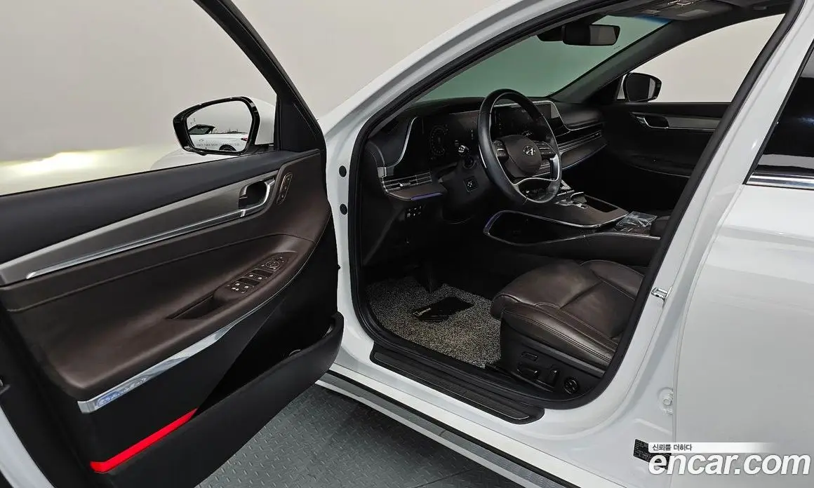 Hyundai Grandeur 2021 2.5 автомат (гидро), фото 13