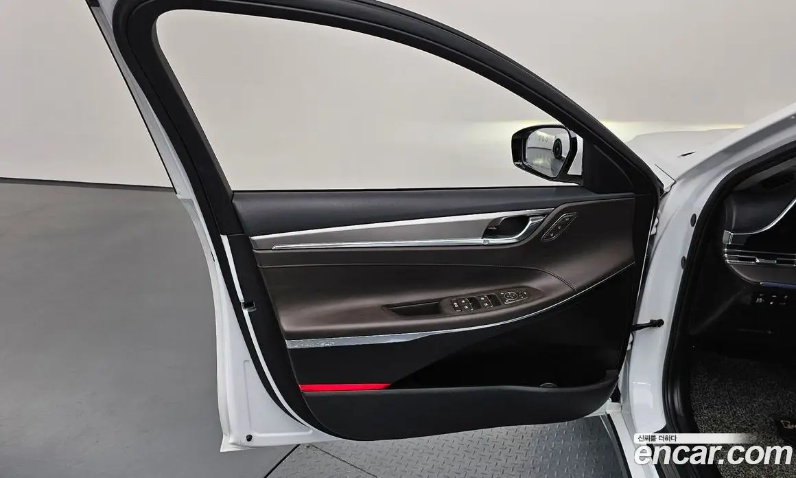 Hyundai Grandeur 2021 2.5 автомат (гидро), фото 14