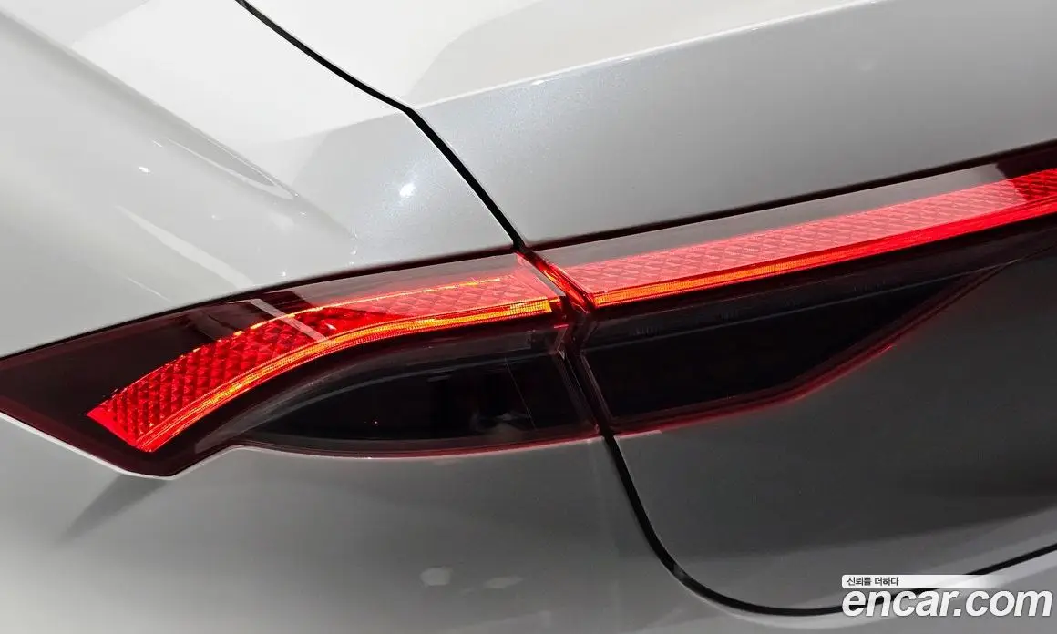 Hyundai Grandeur 2021 2.5 автомат (гидро), фото 9