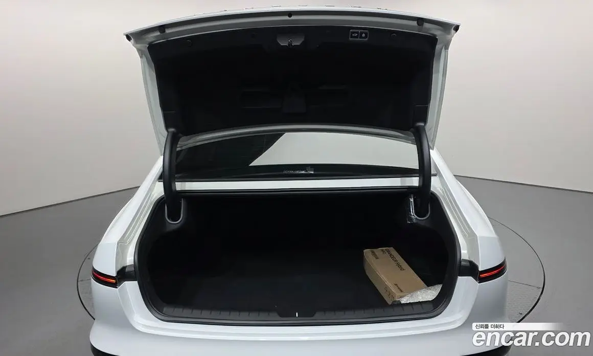 Hyundai Grandeur 2023 1.6 автомат (гидро), фото 20 Hyundai Grandeur 2023 1.6 автомат (гидро), фото 20