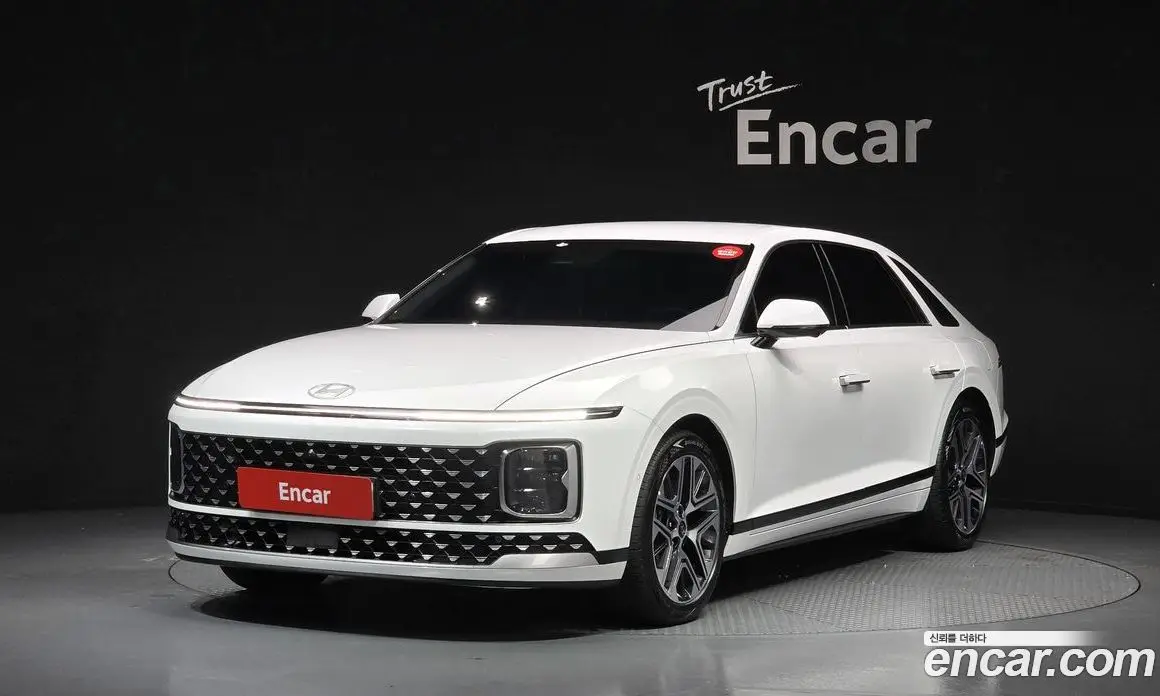 Hyundai Grandeur 2024 2.5 автомат (гидро), фото 1 Hyundai Grandeur 2024 2.5 автомат (гидро), фото 1