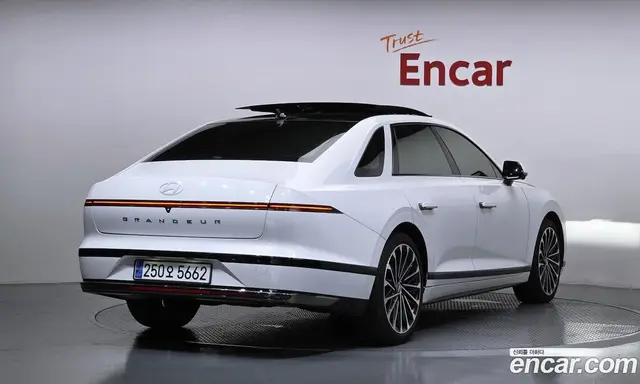 Hyundai Grandeur 2024 1.6 автомат (гидро), миниатюра 2 Hyundai Grandeur 2024 1.6 автомат (гидро), миниатюра 2
