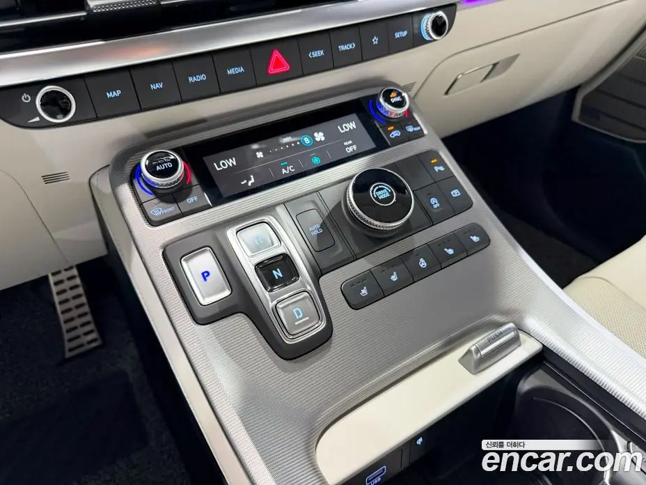 Hyundai Palisade 2024 3.8 автомат (гидро), фото 12