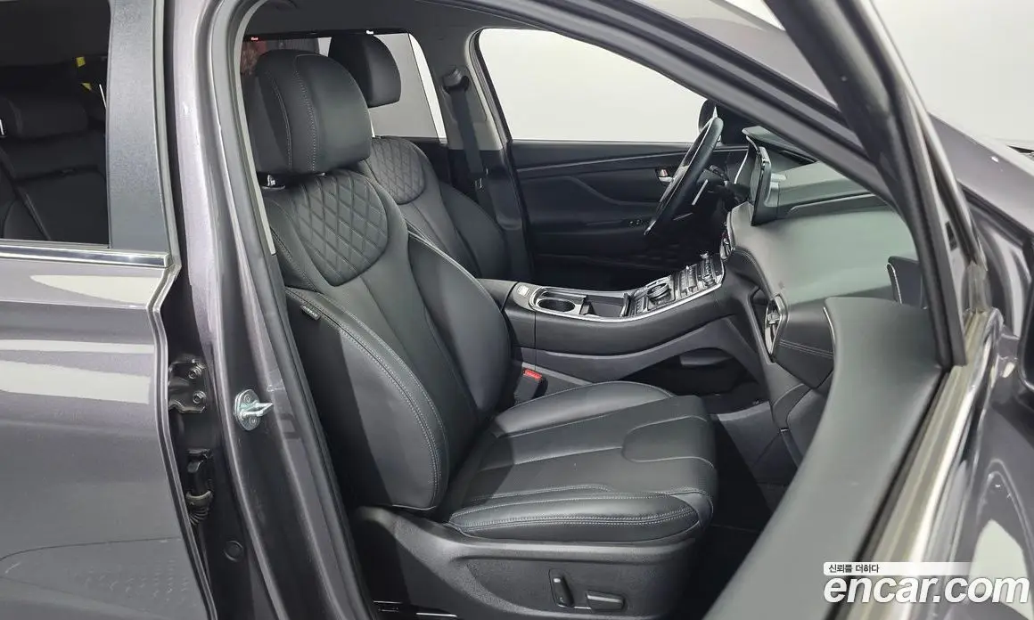 Hyundai Santa Fe 2022 2.2 автомат (гидро), фото 16 Hyundai Santa Fe 2022 2.2 автомат (гидро), фото 16
