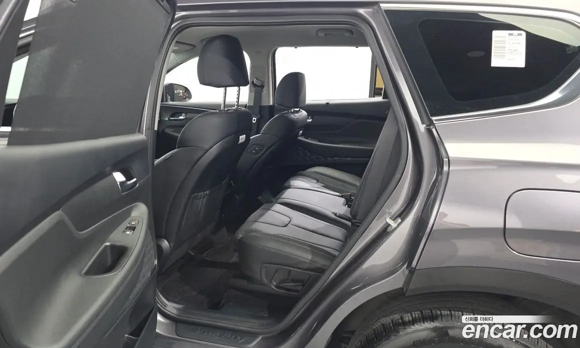 Hyundai Santa Fe 2022 2.2 автомат (гидро), фото 17 Hyundai Santa Fe 2022 2.2 автомат (гидро), фото 17