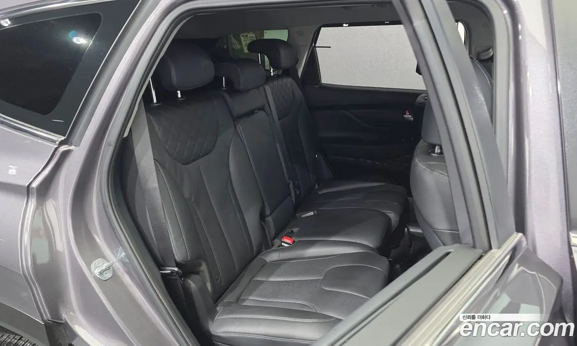 Hyundai Santa Fe 2022 2.2 автомат (гидро), фото 18 Hyundai Santa Fe 2022 2.2 автомат (гидро), фото 18