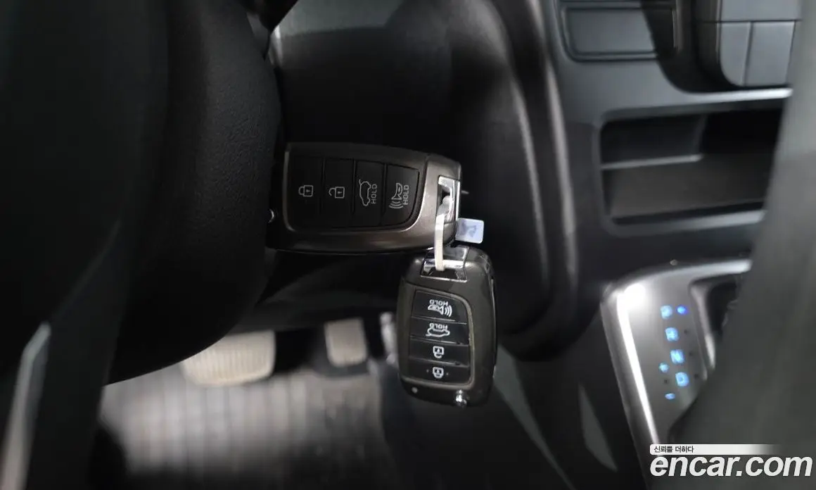 Hyundai Staria 2022 2.2 автомат (гидро), фото 21