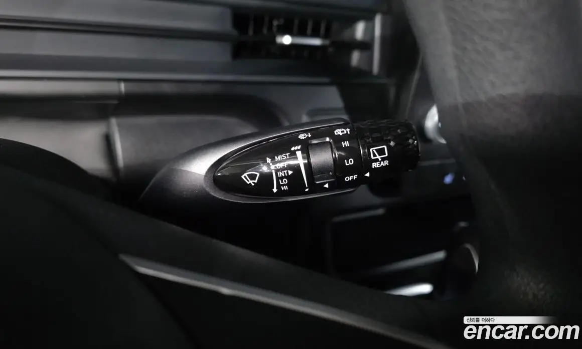 Hyundai Staria 2022 2.2 автомат (гидро), фото 28