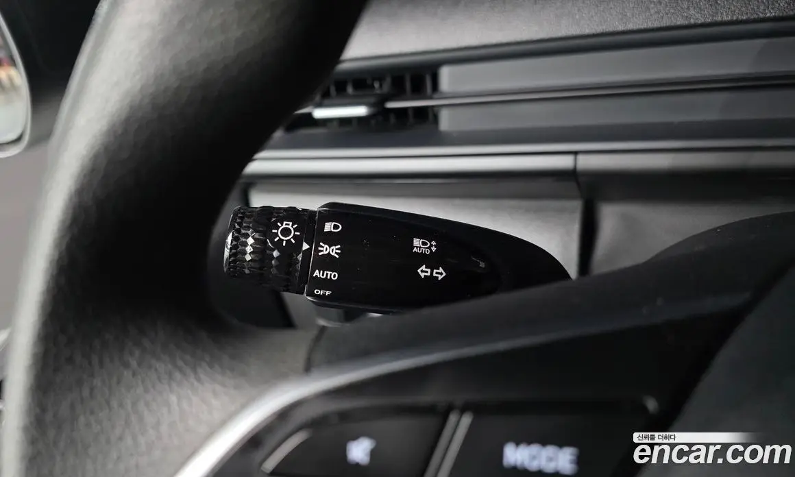 Hyundai Staria 2022 2.2 автомат (гидро), фото 30