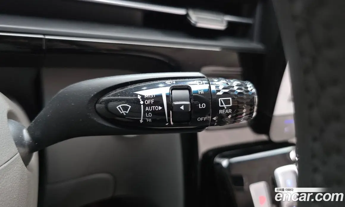 Hyundai Staria 2024 1.6 автомат (гидро), фото 14